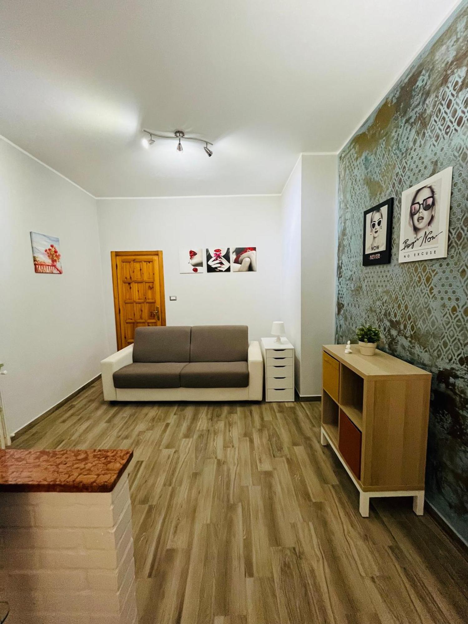Bouganville Casa Vacanza Ambiente Climatizzato Con Wi Fi Pineto Exterior photo