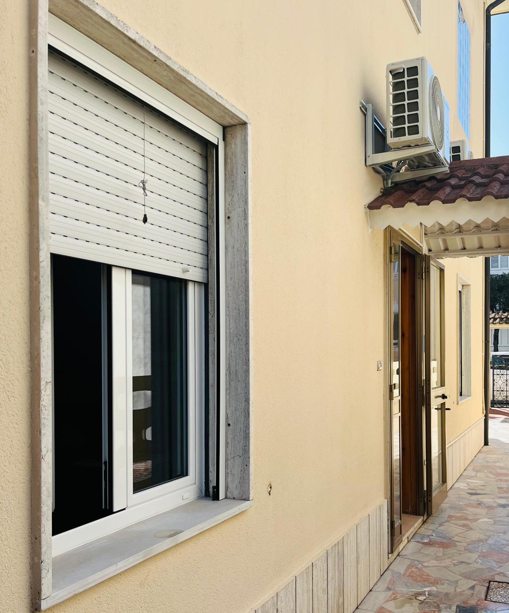 Bouganville Casa Vacanza Ambiente Climatizzato Con Wi Fi Pineto Exterior photo